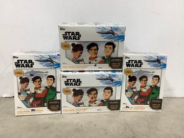 Star Wars collectible card/keychain packs(sealed in box)