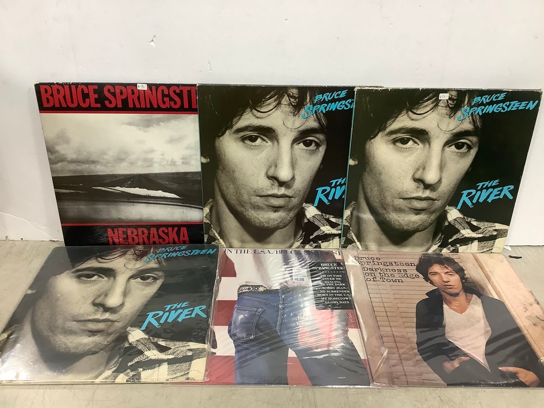 Bruce Springsteen records (1 of 1)