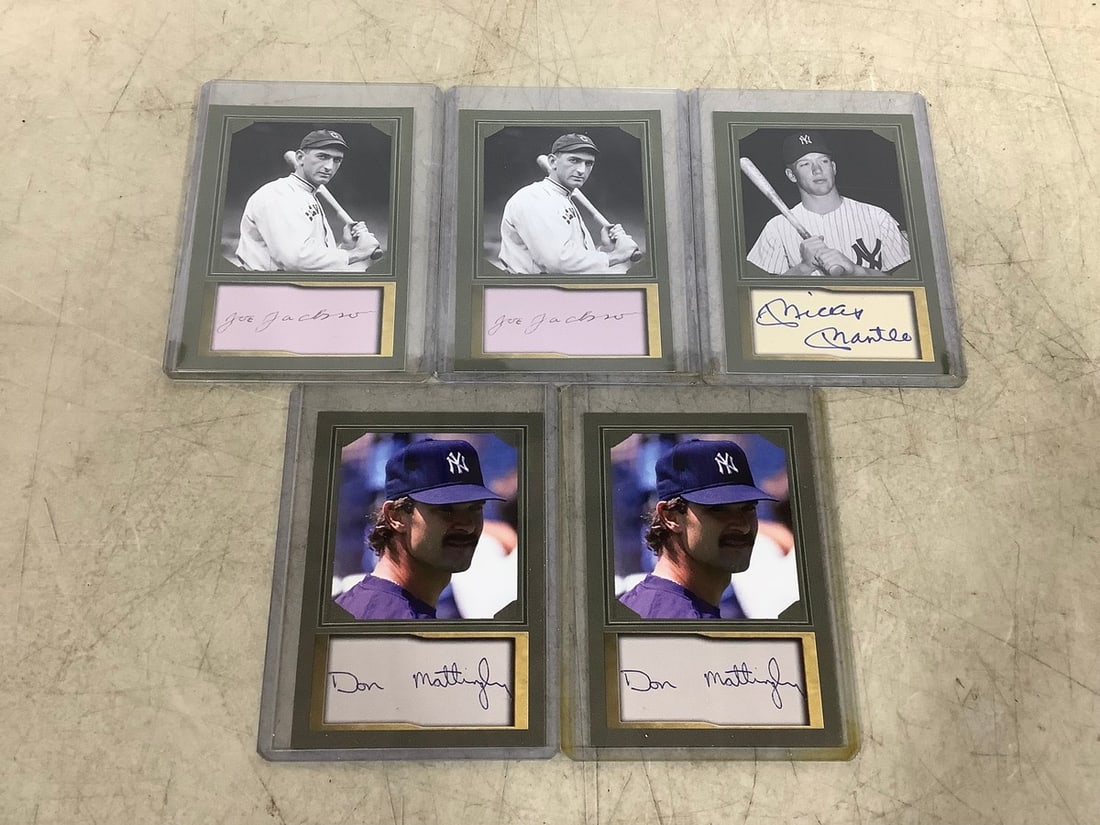 Collectible baseball cards(Mickey Mantle, Don Mattingly, and more): Collectible baseball cards(Mickey Mantle, Don Mattingly, and more)
