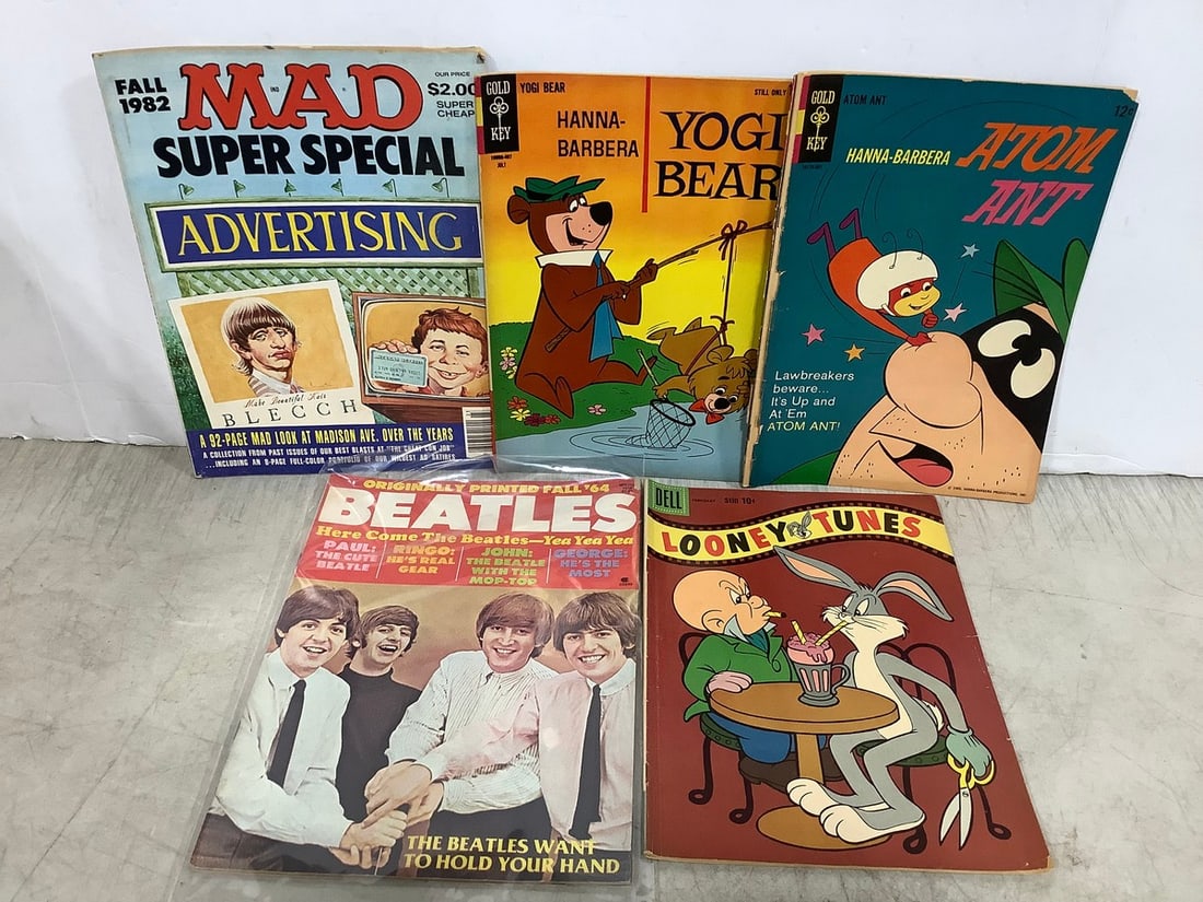 Vintage magazines/comics (1 of 1)