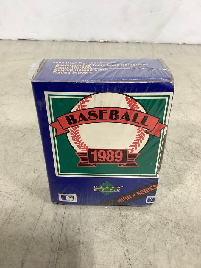 1989 Upper Deck Baseball Cards *SEALED* (1 of 1)