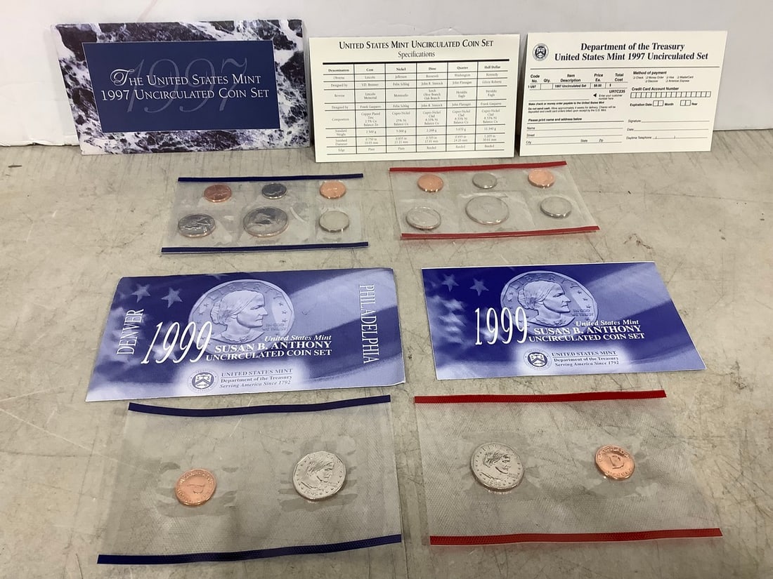 1997 and 1997 United States Mint Uncirculated Coin Sets (1 of 1)