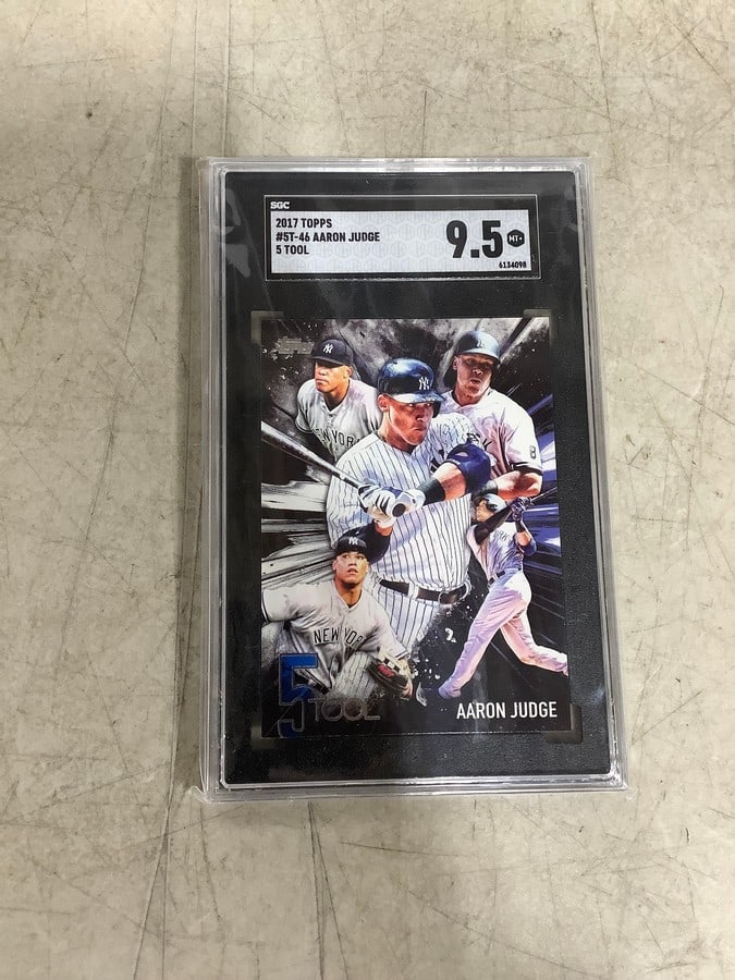 2017 Topps Aaron Judge graded card: 2017 Topps Aaron Judge graded card