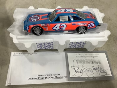 The Franklin Mint 1979 Oldsmobile #43 Richard Petty car model