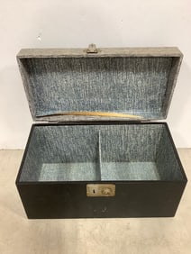 Vintage 45s Case *EMPTY* (8inx8inx15in)