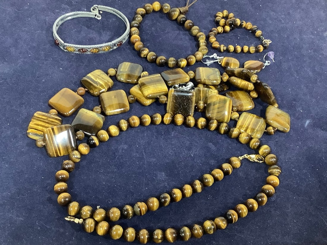 Sterling Silver Necklaces, and Bracelets: Sterling Silver Necklaces, and Bracelets