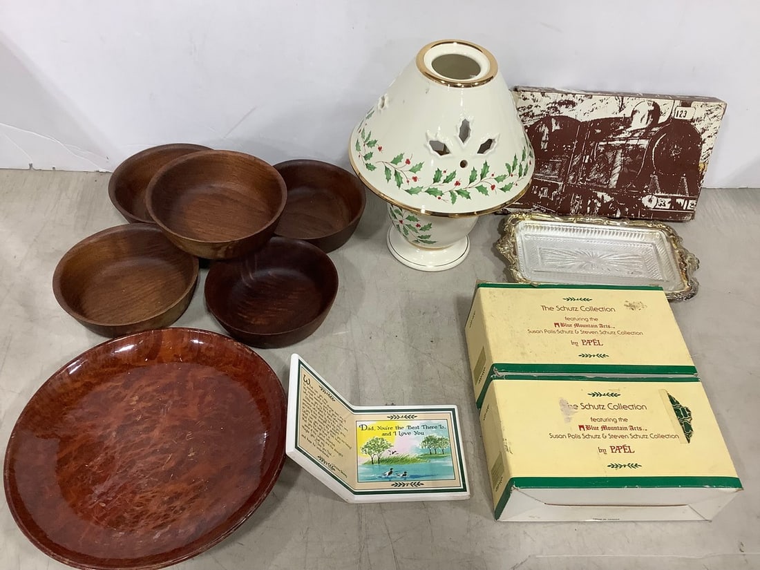 Lenox Candle Holder *chipped,* Wooden Bowls, and more (1 of 1)