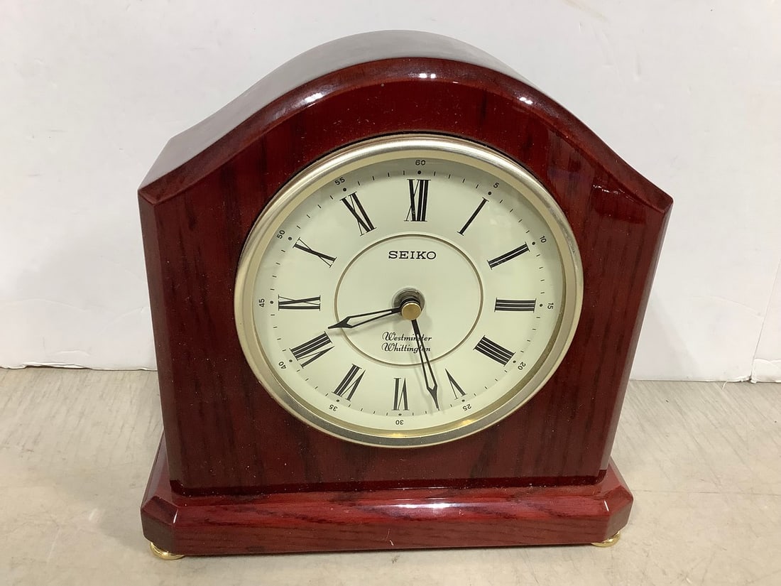 Wooden Seiko Mantle Clock (1 of 1)