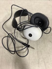 Pioneer noise cancelling headphones(SE-20A)