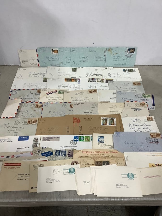 Vintage air mail envelopes (1 of 1)