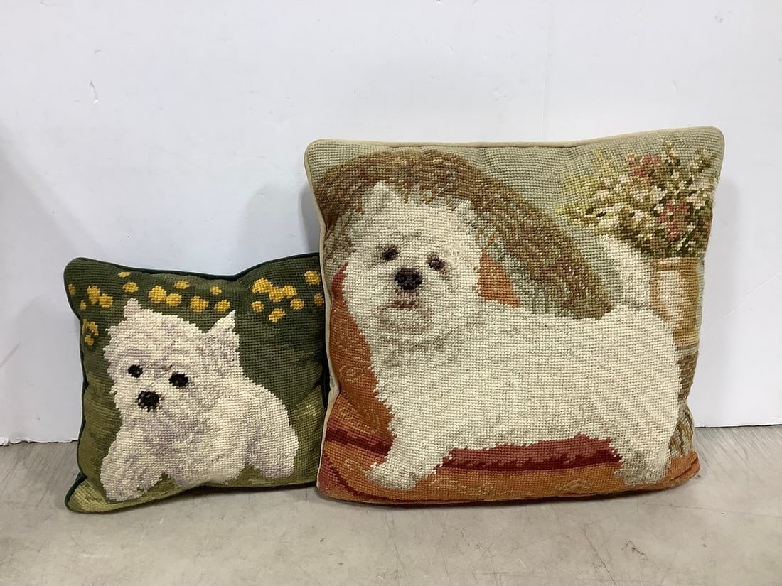 Dog theme decorative pillows: Dog theme decorative pillows