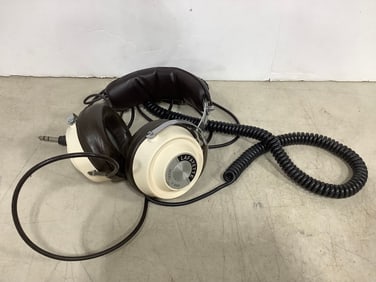 Lafayette headphones(model:F-990)