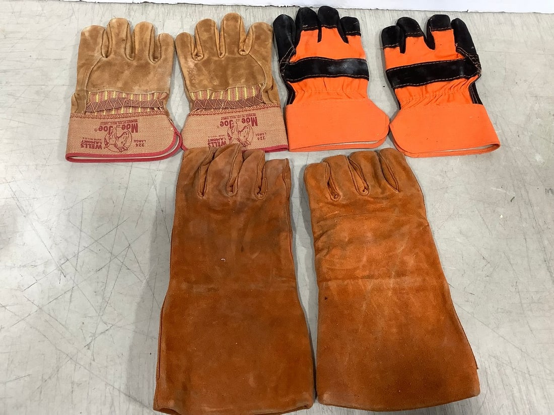 Industrial Work Gloves (1 of 1)