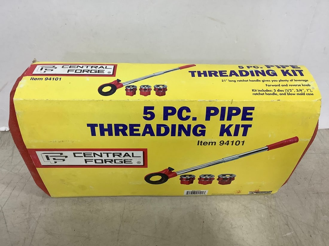 5pc. Pipe Threading Kit *new in box* (1 of 1)