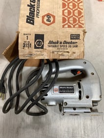 Black and Decker variable speed jig saw