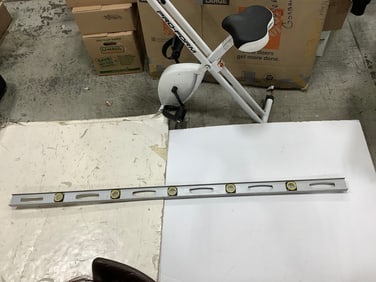 Level(72in.long)