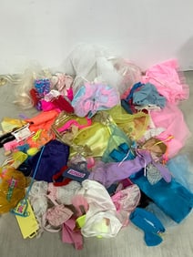 Barbie doll clothing/accessories