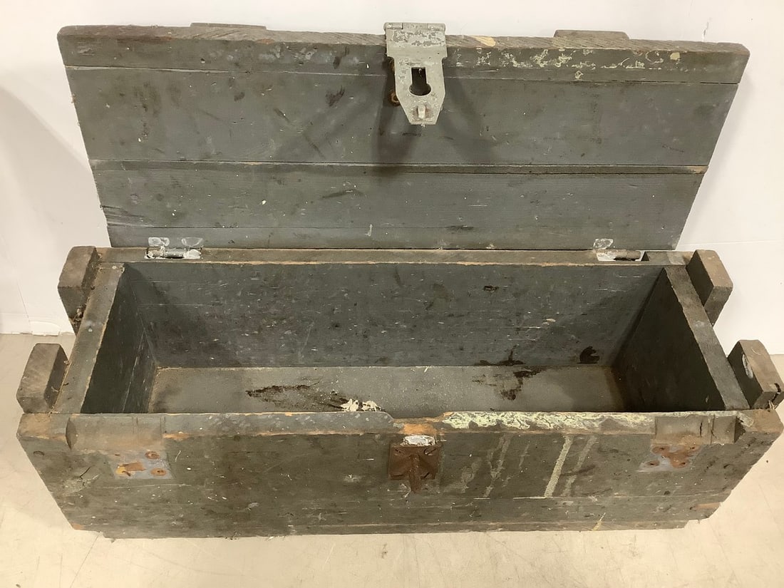 Vintage Empty Ammo Box (8.5inx22.5inx8in) (1 of 1)