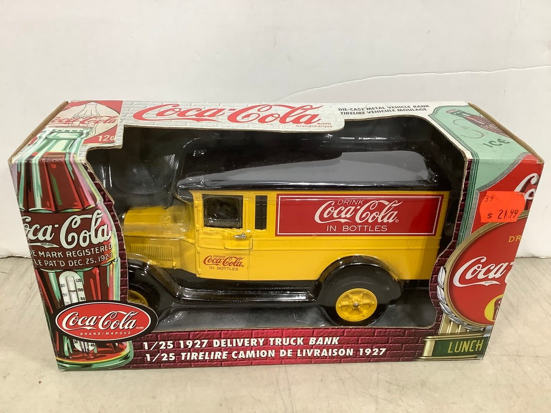 Coca-Cola 1927 Delivery Truck Bank *new in box*: Coca-Cola 1927 Delivery Truck Bank *new in box*