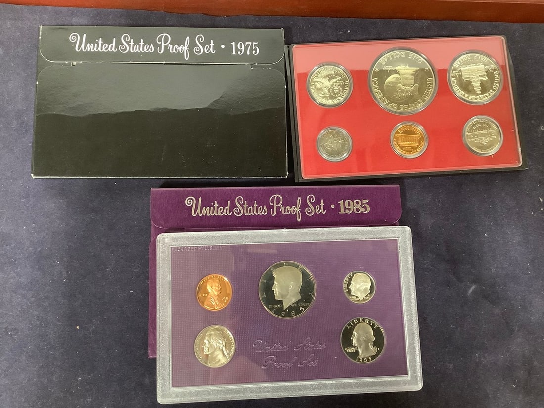 1975 and 1985 U.S. Mint Proof Sets (1 of 1)