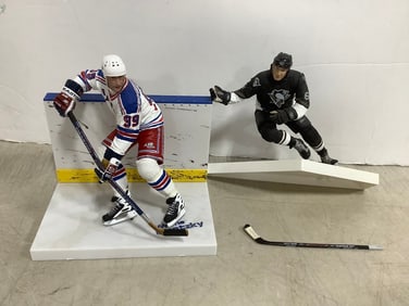 Hockey Figures (Wayne Gretsky, and more)