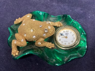 Crystal Frog Clock