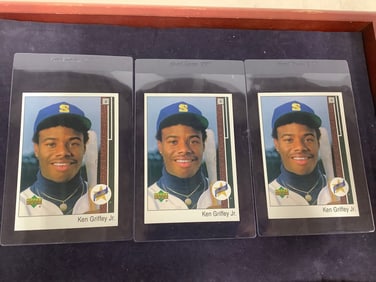 Ken Griffey Jr. Baseball Cards (3.5inx5in)