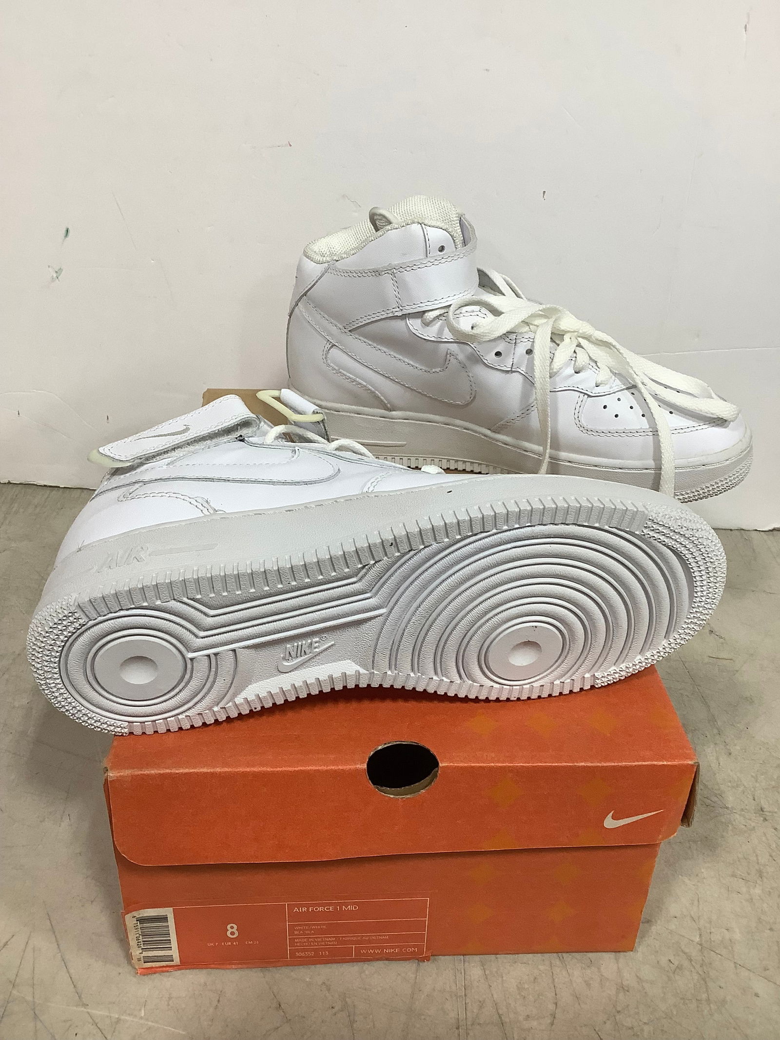 Nike Air Force 1 Mid Sneakers - 306352 113 (Size: 8): Nike Air Force 1 Mid Sneakers - 306352 113 (Size: 8)