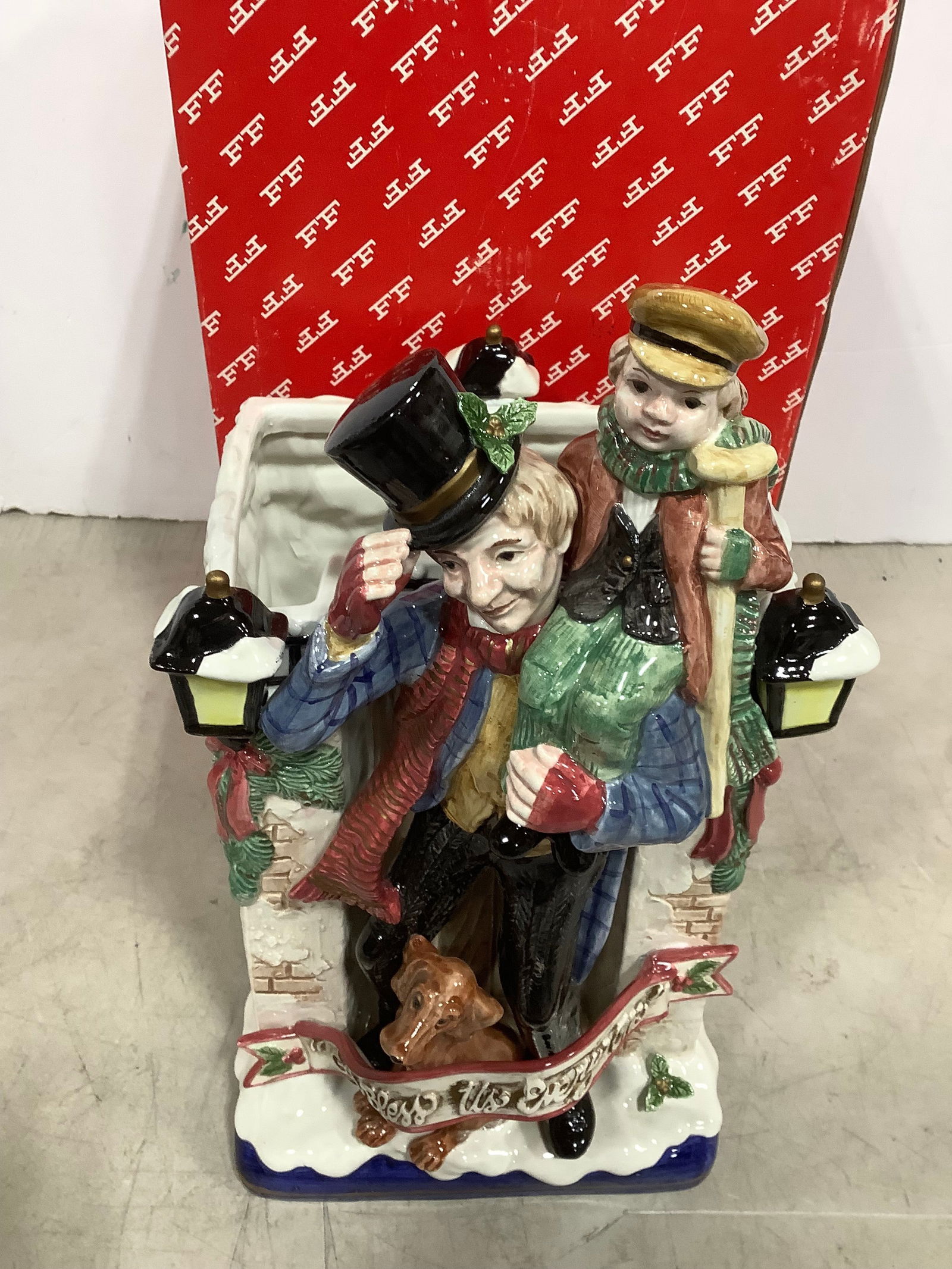 Fitz and Floyd Planter (14.5in Tall): Fitz and Floyd Planter (14.5in Tall)