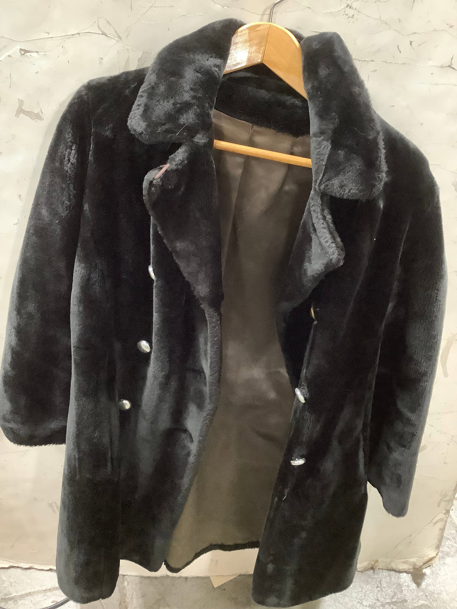 Borgazia Faux Fur Coat: Borgazia Faux Fur Coat