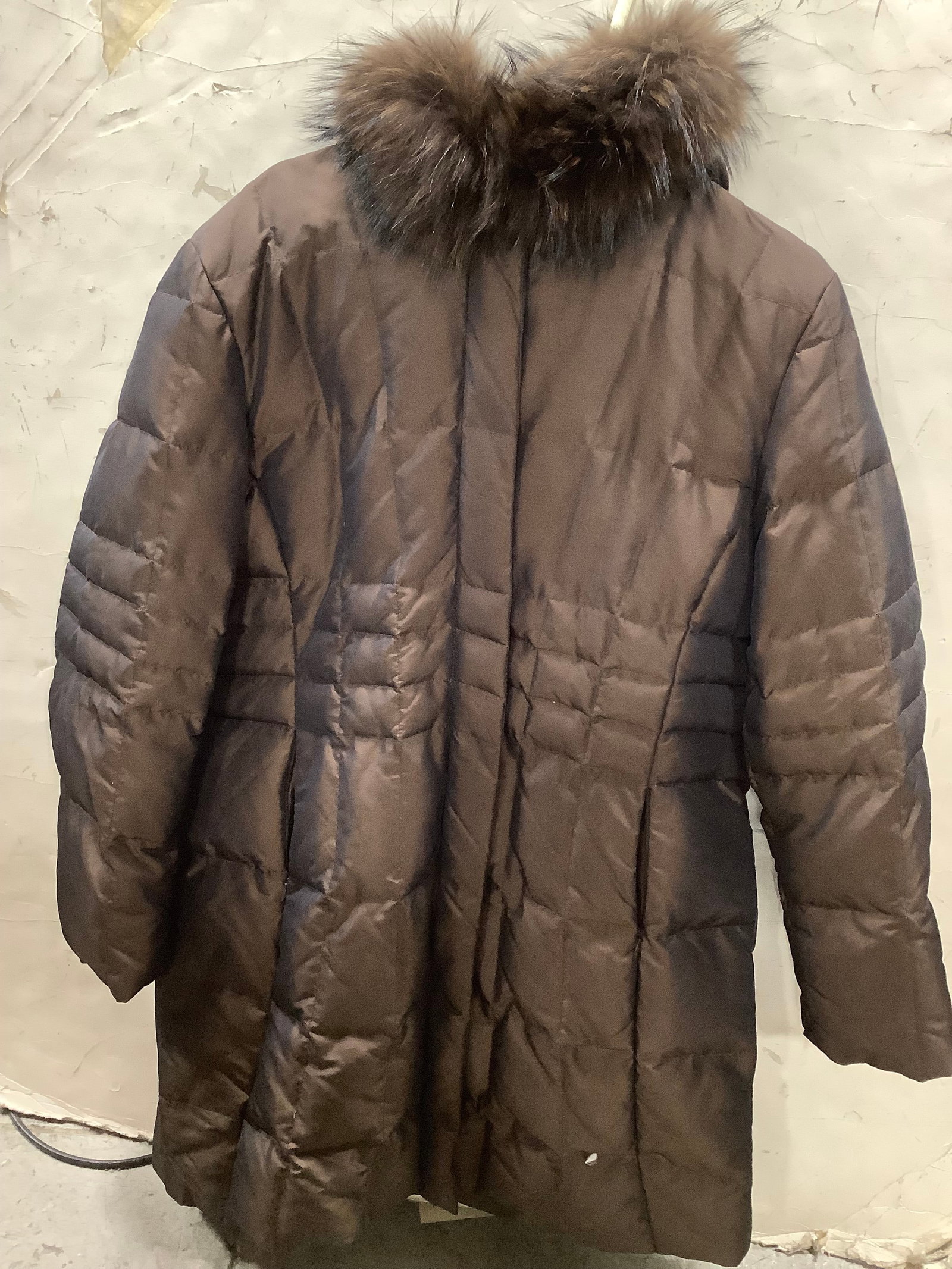 Number One Madison Coat (Size: XL): Number One Madison Coat (Size: XL)