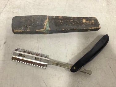 Antique 1900s Durham Duplex Straight Razor w/ Case