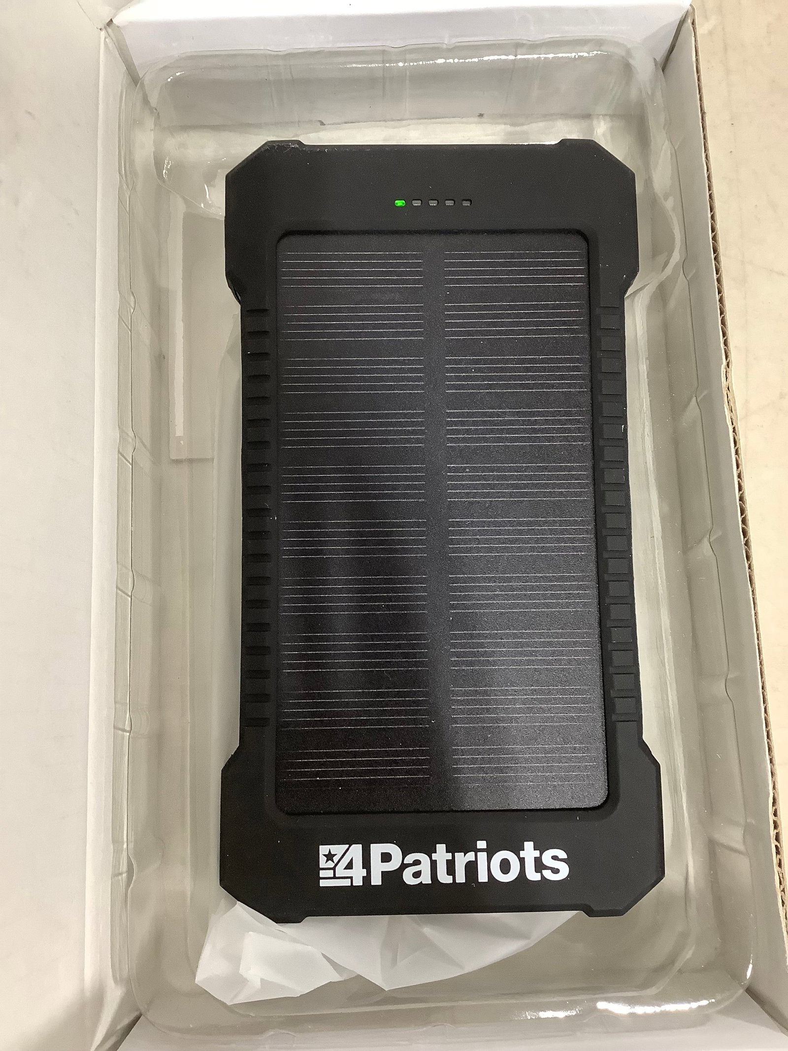 Patriots solar power cell(new in box): Patriots solar power cell(new in box)