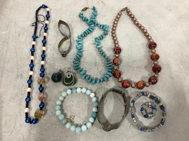 Costume jewelry(bracelets, necklaces, and more)