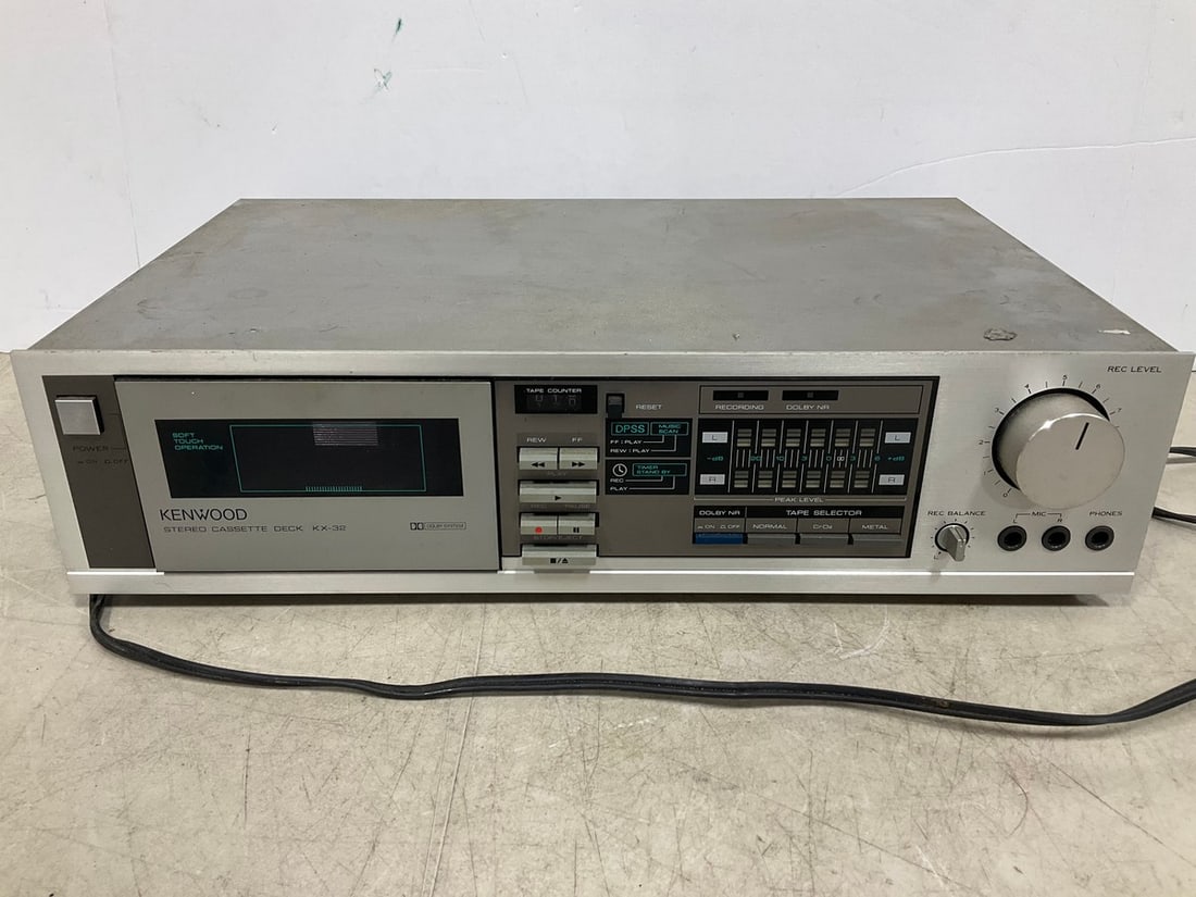 Kenwood Stereo Cassette Deck (KX-32): Kenwood Stereo Cassette Deck (KX-32)