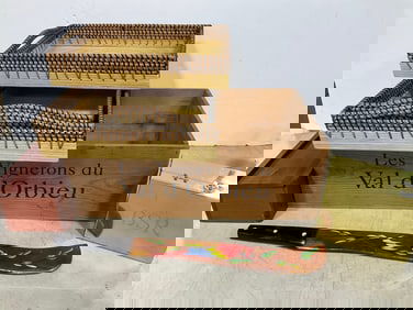 Serving trays set, wooden crate(7in.x19.5in.x13in.), and more