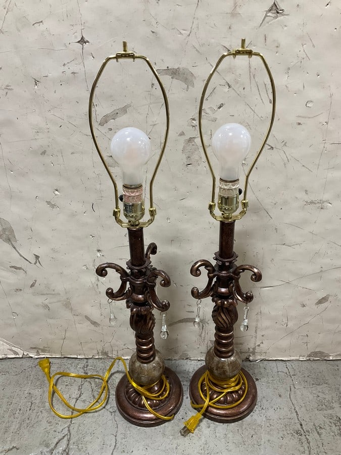 Set of Lamps (28.5in Tall): Set of Lamps (28.5in Tall)