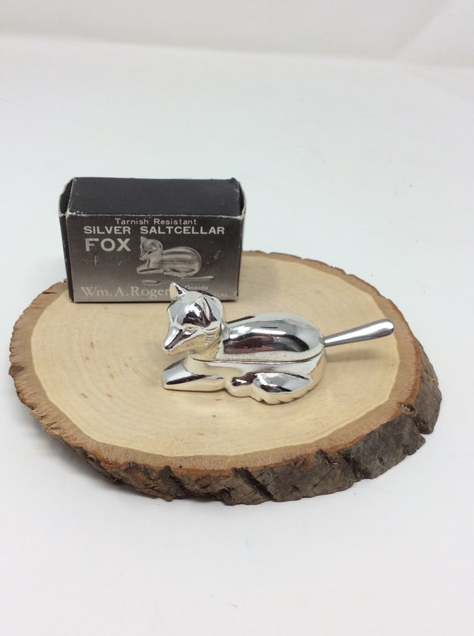 Silver saltcellar fox WMA Rogers Oneda silversmith: Silver saltcellar fox WMA Rogers Oneda silversmith