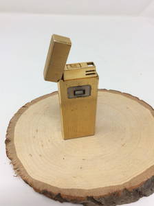 Cigar & Cigarette Lighters