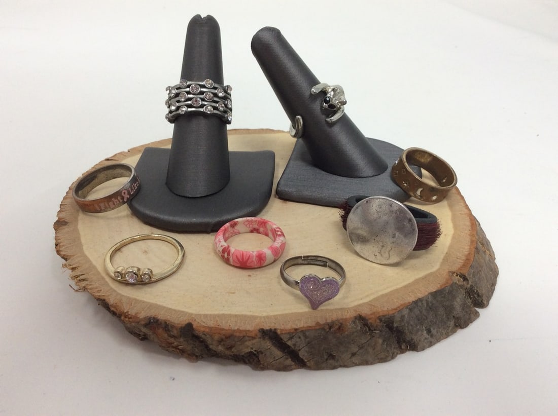 Costume rings: Costume rings