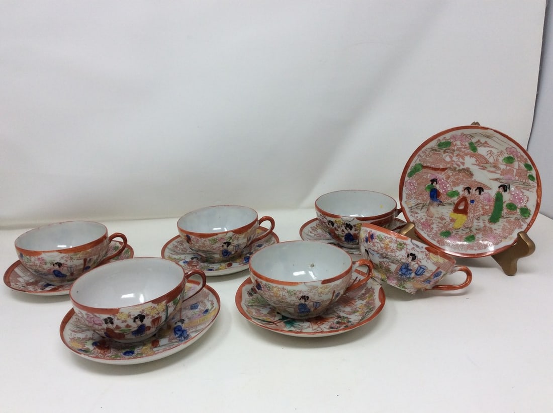 Set of 6 Teacups & Saucers - Hand Painted: Set of 6 Teacups & Saucers - Hand Painted