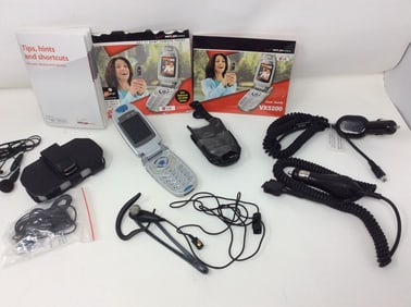 Verizon LG camera phone and accessories
