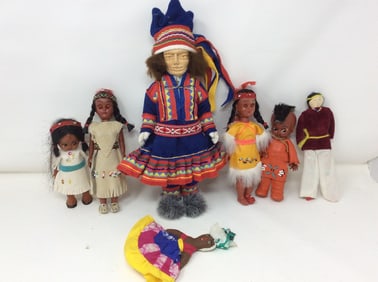 Lot of indian dolls(largest 12in.carved wood)