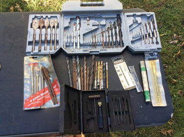 Lot of drill bits