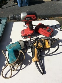 Dewalt and Skul tools