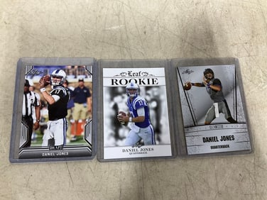 Daniel Jones collectible cards