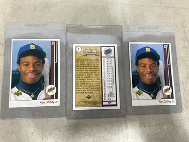 Ken Griffey Collectible Cards (3.5inx5in)