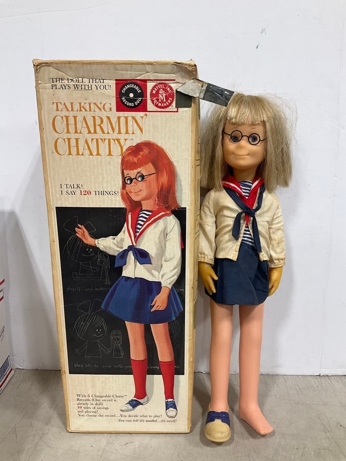 Decorative eggs with egg holders: Decorative eggs with egg holders