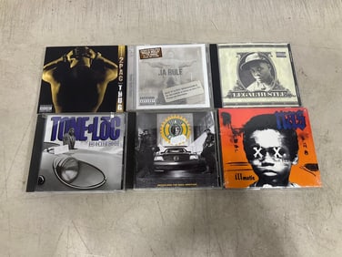 Wooden spoons and decorative organizers