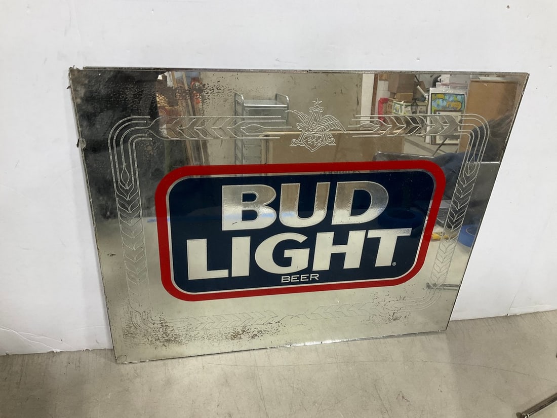 Bud Light Mirror Decor(16inx20in): Bud Light Mirror Decor(16inx20in)